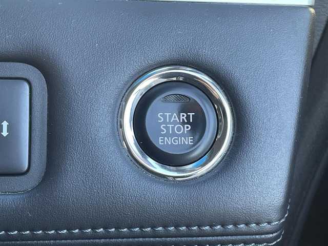 三菱 デリカＤ：５ P 群馬県 2019(平31)年 9.7万km アイガーグレーM/ダイヤモンドブラックマイカ 衝突軽減ブレーキ/レーンキープアシスト/レーダークルーズコントロール/ブラインドスポットモニター/純正10.1型SDナビゲーション/（CD/DVD/SD/USB/BT/HDMI/フルセグ）/全方位カメラ/フリップダウンモニター/両側パワースライドドア/パワーバックドア/運転席パワーシート/パドルシフト/前席シートヒーター/オートホールド/アイドリングストップ/LEDヘッドライト/フォグライト/ステアリングスイッチ/電格ミラー/純正フロアマット/ドアバイザー/純正18インチアルミホイール