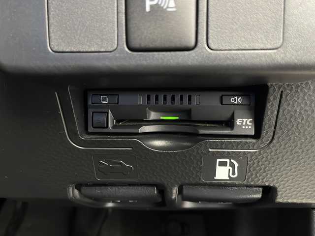 トヨタ ルーミー カスタムG 栃木県 2021(令3)年 4.2万km パールホワイトⅢ スマートアシスト/・衝突回避支援ブレーキ機能/・衝突警報機能/・車線逸脱警報機能/・誤発進抑制制御機能/・先行車発進お知らせ機能/・前後コーナーセンサー/・標識認識機能(進入禁止)/・全車速追従機能アダプティクルーズコントロール/・レーンキープコントロール/・パノラマモニター/純正ナビ/（CD/DVD/BT/TV/AM/FM/SD)/LEDヘッドライト/フォグライト/両側パワースライドドア/アイドリングストップ/シートヒーター/電子パーキングブレーキ/コーナーセンサー/ETC/スマートキー/純正サイドバイザー/純正フロアマット