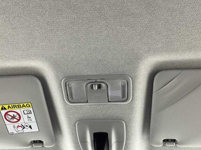 トヨタ ルーミー カスタムG 栃木県 2021(令3)年 4.2万km パールホワイトⅢ スマートアシスト/・衝突回避支援ブレーキ機能/・衝突警報機能/・車線逸脱警報機能/・誤発進抑制制御機能/・先行車発進お知らせ機能/・前後コーナーセンサー/・標識認識機能(進入禁止)/・全車速追従機能アダプティクルーズコントロール/・レーンキープコントロール/・パノラマモニター/純正ナビ/（CD/DVD/BT/TV/AM/FM/SD)/LEDヘッドライト/フォグライト/両側パワースライドドア/アイドリングストップ/シートヒーター/電子パーキングブレーキ/コーナーセンサー/ETC/スマートキー/純正サイドバイザー/純正フロアマット