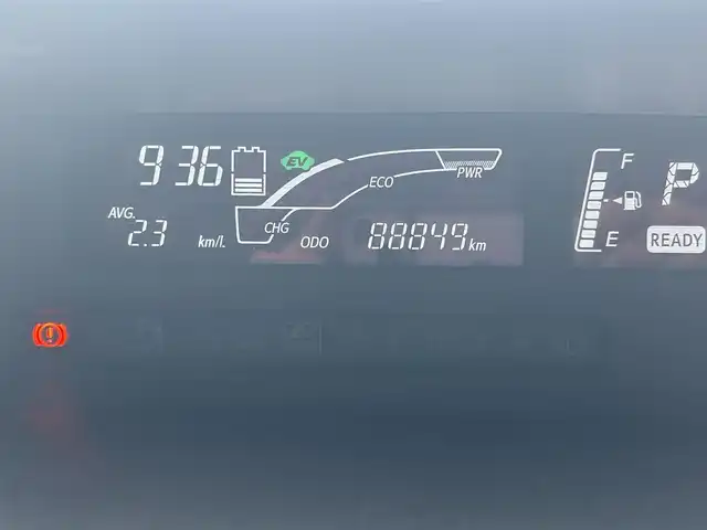 トヨタ アクア G ブラックソフトレザーセレ 愛知県 2015(平27)年 8.9万km ライムホワイトパールクリスタルシャイン /社外SDナビ//フルセグTV//CD/DVD/AM/FM//バックカメラ//ビルトインETC//クルーズコントロール//横滑り防止装置//車両接近通報一時停止スイッチ//ECO/EV MODE//ステアスイッチ//純正ラゲッジトレイ//純正フロアマット//純正LEDオートライト//フロントフォグランプ//マルチインフォメーションディスプレイ//オートリトラミラー//手動防眩ミラー//ドアバイザー//レザーシート//本革巻きステアリング//ISOFIX//イモビライザー//ダブルエアバック//スマートキー//スペアキー1本//取扱説明書//ナビ説明書//保証書//記録簿(R4/R6)