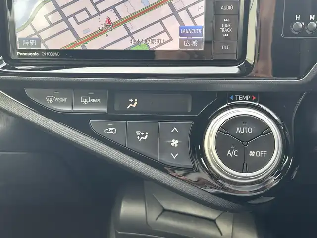 トヨタ アクア G ブラックソフトレザーセレ 愛知県 2015(平27)年 8.9万km ライムホワイトパールクリスタルシャイン /社外SDナビ//フルセグTV//CD/DVD/AM/FM//バックカメラ//ビルトインETC//クルーズコントロール//横滑り防止装置//車両接近通報一時停止スイッチ//ECO/EV MODE//ステアスイッチ//純正ラゲッジトレイ//純正フロアマット//純正LEDオートライト//フロントフォグランプ//マルチインフォメーションディスプレイ//オートリトラミラー//手動防眩ミラー//ドアバイザー//レザーシート//本革巻きステアリング//ISOFIX//イモビライザー//ダブルエアバック//スマートキー//スペアキー1本//取扱説明書//ナビ説明書//保証書//記録簿(R4/R6)