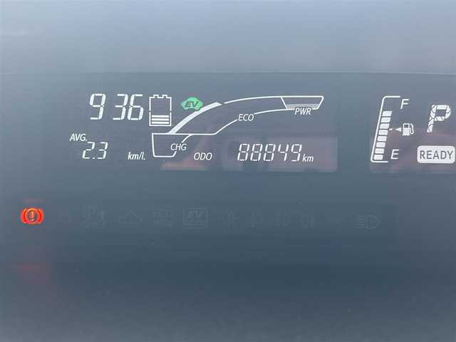 トヨタ アクア G ブラックソフトレザーセレ 愛知県 2015(平27)年 8.9万km ライムホワイトパールクリスタルシャイン /社外SDナビ//フルセグTV//CD/DVD/AM/FM//バックカメラ//ビルトインETC//クルーズコントロール//横滑り防止装置//車両接近通報一時停止スイッチ//ECO/EV MODE//ステアスイッチ//純正ラゲッジトレイ//純正フロアマット//純正LEDオートライト//フロントフォグランプ//マルチインフォメーションディスプレイ//オートリトラミラー//手動防眩ミラー//ドアバイザー//レザーシート//本革巻きステアリング//ISOFIX//イモビライザー//ダブルエアバック//スマートキー//スペアキー1本//取扱説明書//ナビ説明書//保証書//記録簿(R4/R6)