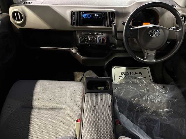 トヨタ パッソ X Lパッケージ 道東・釧路十勝 2015(平27)年 4.2万km グレイッシュパープルメタリックオパール 4WD/ワンオーナー/寒冷地仕様/社外CDオーディオ/横滑り防止装置/ヘッドライトレベライザー/電動格納ミラー/純正フロアマット/ドライブレコーダー/運転席シートリフター/スマートキー/スペアキー/ディーラー記録簿 H27-30/R2/4-7/取扱説明書/保証書/冬タイヤ積み込み/　　（155/65r14、5mm、2021年製）