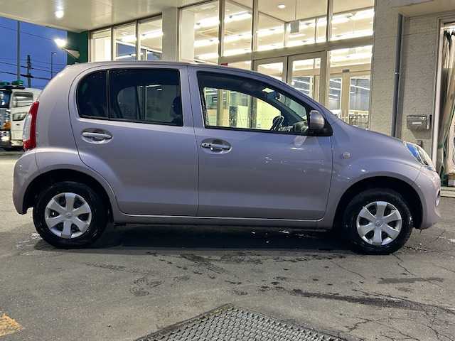 トヨタ パッソ X Lパッケージ 道東・釧路十勝 2015(平27)年 4.2万km グレイッシュパープルメタリックオパール 4WD/ワンオーナー/寒冷地仕様/社外CDオーディオ/横滑り防止装置/ヘッドライトレベライザー/電動格納ミラー/純正フロアマット/ドライブレコーダー/運転席シートリフター/スマートキー/スペアキー/ディーラー記録簿 H27-30/R2/4-7/取扱説明書/保証書/冬タイヤ積み込み/　　（155/65r14、5mm、2021年製）