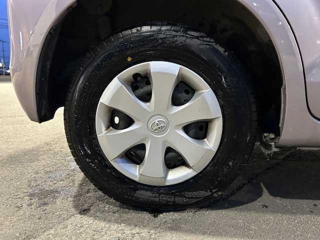 トヨタ パッソ X Lパッケージ 道東・釧路十勝 2015(平27)年 4.2万km グレイッシュパープルメタリックオパール 4WD/ワンオーナー/寒冷地仕様/社外CDオーディオ/横滑り防止装置/ヘッドライトレベライザー/電動格納ミラー/純正フロアマット/ドライブレコーダー/運転席シートリフター/スマートキー/スペアキー/ディーラー記録簿 H27-30/R2/4-7/取扱説明書/保証書/冬タイヤ積み込み/　　（155/65r14、5mm、2021年製）