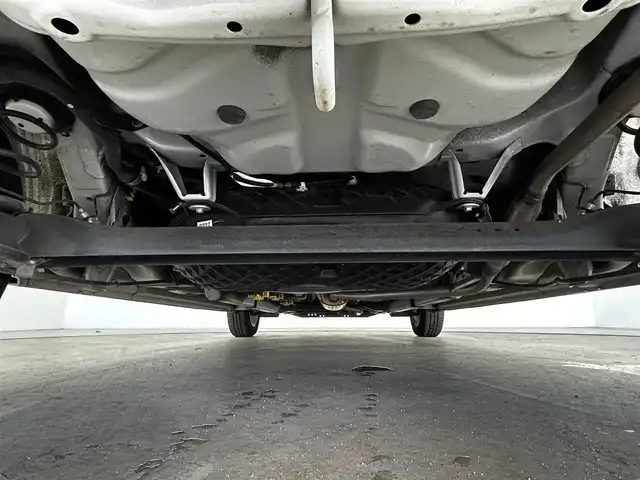 ダイハツ ミラ イース G リミテッド SAⅢ 大分県 2020(令2)年 1.9万km パールホワイトⅢ 社外メモリナビ/(CD/DVD/BT/フルセグTV)/バックカメラ/スマートキー/プッシュスタート/ETC/電格ミラー/オートライト/オートハイビーム/LEDヘッドライト/ヘッドライトレベライザー/MOMOステアリング/純正14インチアルミホイール/ドライブレコーダー/ドアバイザー/純正フロアマット