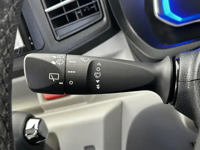 ダイハツ ミラ イース G リミテッド SAⅢ 大分県 2020(令2)年 1.9万km パールホワイトⅢ 社外メモリナビ/(CD/DVD/BT/フルセグTV)/バックカメラ/スマートキー/プッシュスタート/ETC/電格ミラー/オートライト/オートハイビーム/LEDヘッドライト/ヘッドライトレベライザー/MOMOステアリング/純正14インチアルミホイール/ドライブレコーダー/ドアバイザー/純正フロアマット