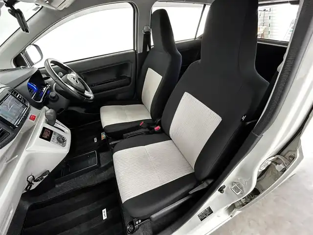 ダイハツ ミラ イース G リミテッド SAⅢ 大分県 2020(令2)年 1.9万km パールホワイトⅢ 社外メモリナビ/(CD/DVD/BT/フルセグTV)/バックカメラ/スマートキー/プッシュスタート/ETC/電格ミラー/オートライト/オートハイビーム/LEDヘッドライト/ヘッドライトレベライザー/MOMOステアリング/純正14インチアルミホイール/ドライブレコーダー/ドアバイザー/純正フロアマット