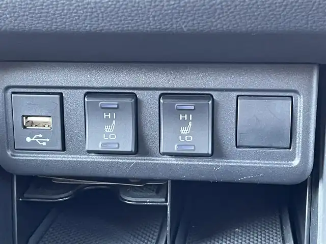 トヨタ カローラ クロス ハイブリッド Z 山梨県 2022(令4)年 2.5万km プラチナホワイトパールマイカ モデリスタエアロ　/純正ディスプレイオーディ　/Bluetooth　/全方位カメラ　/ETC2.0/ハーフレザー　/運転席パワーシート　/前席シートヒーター　/電動リヤゲート　/コーナーセンサー　/ドライブレコーダー/LKA　/BSM/Aライト/Aハイビーム/純正18インチアルミホイール/社外アルミホイール車載/保証書/取扱説明書