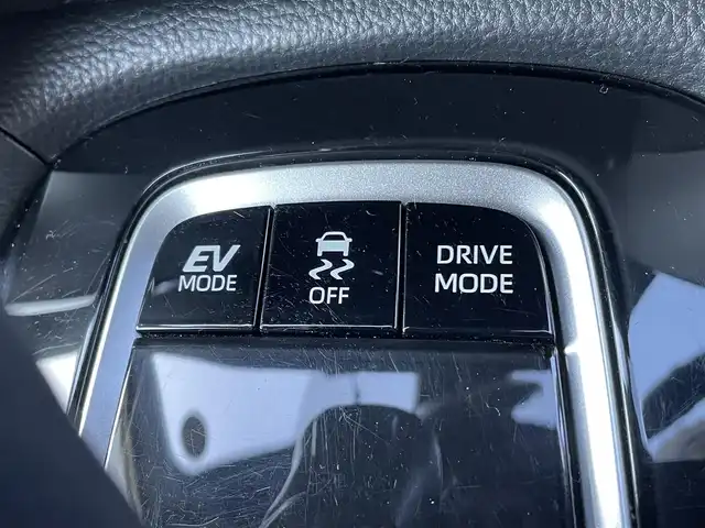 トヨタ カローラ クロス ハイブリッド Z 山梨県 2022(令4)年 2.5万km プラチナホワイトパールマイカ モデリスタエアロ　/純正ディスプレイオーディ　/Bluetooth　/全方位カメラ　/ETC2.0/ハーフレザー　/運転席パワーシート　/前席シートヒーター　/電動リヤゲート　/コーナーセンサー　/ドライブレコーダー/LKA　/BSM/Aライト/Aハイビーム/純正18インチアルミホイール/社外アルミホイール車載/保証書/取扱説明書