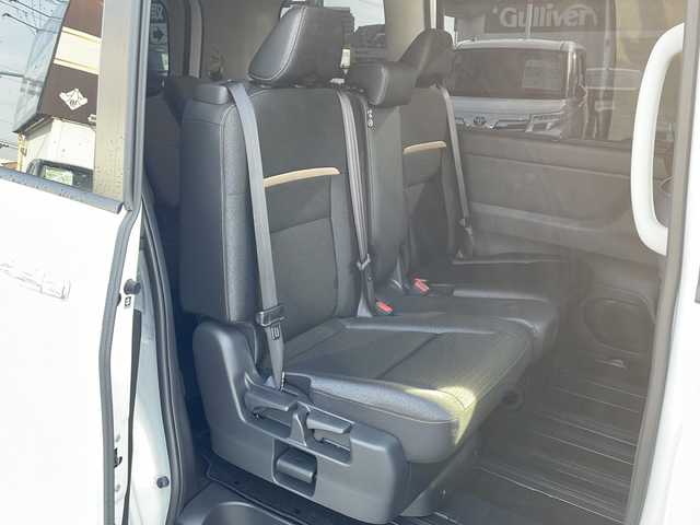 日産 セレナ e－パワー ハイウェイスター V 徳島県 2024(令6)年 1.7万km パールⅡ 純正メモリナビ/（ラジオ/フルセグ/BT/USB/HDMI）/フリップダウンモニター/フロントエアロ/プロパイロット/ブラインドスポットモニター/デジタルインナーミラー/タイプC入力端子/追従式クルーズコントロール/バックカメラ/ビルトインETC/ドライブレコーダー/両側電動スライドドア/前後コーナーセンサー/LEDヘッドライト