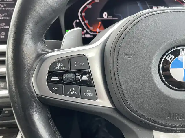 ＢＭＷ ３２０ｄ xDrive Mスポーツ 鳥取県 2019(令1)年 7.3万km アルピンホワイトⅢ ４ＷＤ・ディーゼル/Mスポーツパッケージ/純正ナビ／ＢＴ/バックカメラ　/ミラー内臓ＥＴＣ　/ドライブレコーダー/黒レザーシート　/前席パワーシート/シートヒーター/衝突軽減ブレーキ/レーダークルーズコントロール　/レーンキープアシスト　/ＬＥＤヘットライト/コーナーセンサー/ブラインドスポットモニター/電動トランク/純正１８インチアルミホイール/ワイヤレス充電/スタットレスアルミセット積み込み/（タイヤ残り溝　７－８分山）/スペアキーｘ１/保証書・取扱説明書