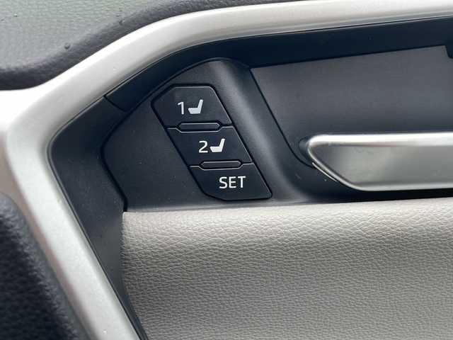 トヨタ ＲＡＶ４ G Zパッケージ 三重県 2020(令2)年 4.8万km ホワイトパールクリスタルシャイン 純正7型ナビ/バックカメラ/デジタルインナーミラー/前後ドライブレコーダー/ビルトインETC/BSM/パワーバックドア/パワーシート/シートヒーター/メモリーシート/ステアリングヒーター/衝突被害軽減システム/レーンキープアシスト/アダプティブクルーズコントロール/USB給電/AV100V/電子パーキング/LEDオートライト/フォグランプ/電動格納ミラー