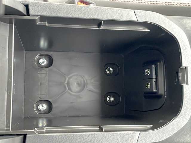 トヨタ ＲＡＶ４ G Zパッケージ 三重県 2020(令2)年 4.8万km ホワイトパールクリスタルシャイン 純正7型ナビ/バックカメラ/デジタルインナーミラー/前後ドライブレコーダー/ビルトインETC/BSM/パワーバックドア/パワーシート/シートヒーター/メモリーシート/ステアリングヒーター/衝突被害軽減システム/レーンキープアシスト/アダプティブクルーズコントロール/USB給電/AV100V/電子パーキング/LEDオートライト/フォグランプ/電動格納ミラー