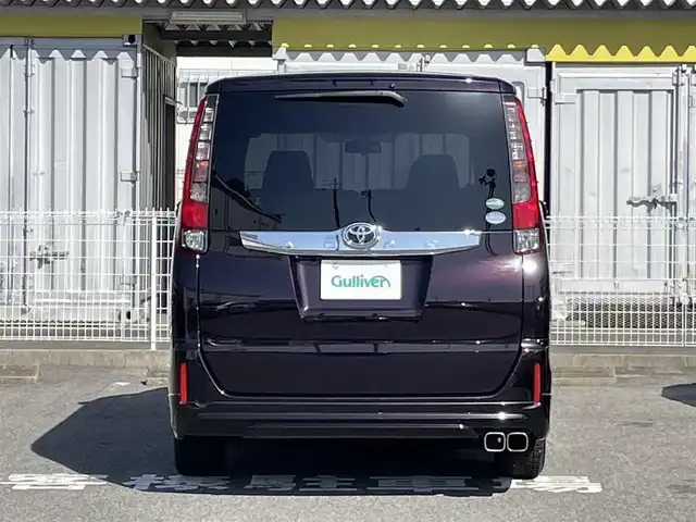 トヨタ ノア X 愛知県 2014(平26)年 12.8万km ボルドーマイカメタリック /禁煙車//MODELLISTAエアロ//純正ディーラーオプションナビ//フルセグTV/CD/DVD/BT/SD//純正フリップダウンモニター//バックカメラ//ビルトインETC//横滑り防止装置//マルチインフォメーションディスプレイ//ECO　MODEスイッチ//MTモード付AT//アイドリングストップ//プッシュスタート//オートリトラクタブルミラー//両側パワースライドドア//純正フロアマット//純正ドアバイザー//純正オートHIDヘッドライト//社外16インチアルミホイール付スタッドレスタイヤ//社外15インチアルミホイール付ノーマルタイヤ有//ステアリングスイッチ//防眩ミラー//照明付バニティミラー//ISOFIX//衝突安全ボディー//UVカットガラス//プライバシーガラス//スマートキー//スペアキー×1//保証書/取扱説明書/ナビ説明書//ディーラー記録簿(H27.28.30.R3.5)//その他記録簿(R1)