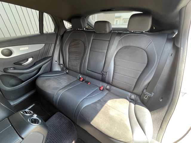 メルセデス・ベンツ ＧＬＣ２２０ d 4マチック クーペ スポーツ 青森県 2018(平30)年 6.3万km ダイヤモンドホワイト レーダーセーフティパッケージ/・アクティブブレーキアシスト/・リアCPA/・アクティブレーンキーピングアシスト/・アクティブブラインドスポットアシスト/・ディスタンスパイロットディストロニック/・ステアリングパイロット/純正ナビ/360°カメラシステム/黒ハーフレザーシート/シートヒーター(全席)/電動ランバーサポート(D/N)/LEDヘッドライト/アンビエントライト(3色)/キーレスゴー/EASY-PACK自動開閉テールゲート/ETC