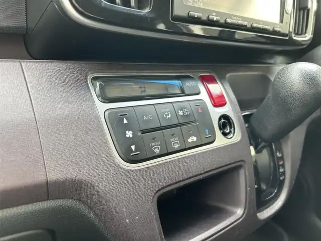 ホンダ Ｎ ＯＮＥ プレミアム 長野県 2014(平26)年 9.4万km プレミアムディープロッソパール クルーズコントロール/アイドリングストップ/バックカメラ/ビルトインETC/社外SDメモリーナビ/iPod/AUX/CD/DVD/ベンチシート/フルフラットシート/純正フロアマット/横滑り防止装置/オートライト/衝突被害軽減システム/保証書/取扱説明書