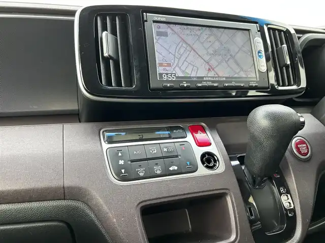 ホンダ Ｎ ＯＮＥ プレミアム 長野県 2014(平26)年 9.4万km プレミアムディープロッソパール クルーズコントロール/アイドリングストップ/バックカメラ/ビルトインETC/社外SDメモリーナビ/iPod/AUX/CD/DVD/ベンチシート/フルフラットシート/純正フロアマット/横滑り防止装置/オートライト/衝突被害軽減システム/保証書/取扱説明書