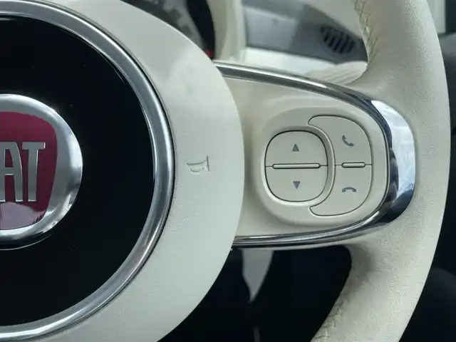 フィアット ５００ 1．2 ポップ 石川県 2018(平30)年 5.6万km 白 純正ディスプレイオーディオ/ＡｐｐｌｅＣａｒＰｌａｙ/Ｂｌｕｅｔｏｏｔｈ/ＡＵＸ/ＵＳＢ/アイドリングストップ/ＥＴＣ/アンチスリップレギュレーション/ステアリングリモコン/シティーモードスイッチ