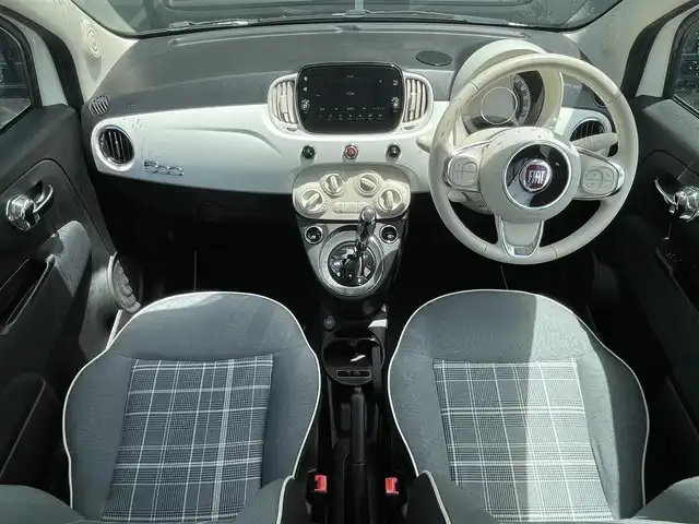 フィアット ５００ 1．2 ポップ 石川県 2018(平30)年 5.6万km 白 純正ディスプレイオーディオ/ＡｐｐｌｅＣａｒＰｌａｙ/Ｂｌｕｅｔｏｏｔｈ/ＡＵＸ/ＵＳＢ/アイドリングストップ/ＥＴＣ/アンチスリップレギュレーション/ステアリングリモコン/シティーモードスイッチ