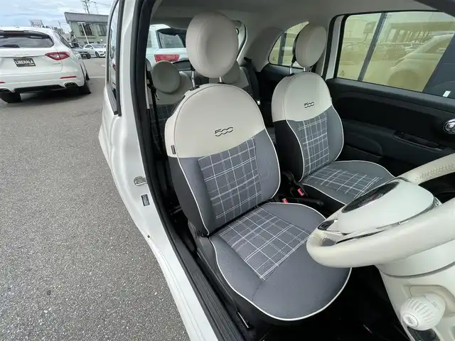 フィアット ５００ 1．2 ポップ 石川県 2018(平30)年 5.6万km 白 純正ディスプレイオーディオ/ＡｐｐｌｅＣａｒＰｌａｙ/Ｂｌｕｅｔｏｏｔｈ/ＡＵＸ/ＵＳＢ/アイドリングストップ/ＥＴＣ/アンチスリップレギュレーション/ステアリングリモコン/シティーモードスイッチ