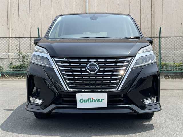 日産 セレナ ハイウェイスター V 東京都 2022(令4)年 5万km ダイヤモンドブラック 純正ナビ/アラウンドビューモニター/デジタルミラー/エマージェンシーブレーキ/車線逸脱警報/ソナー/プロパイロット/ハンズフリーオートスライドドア/ＥＴＣ/ドライブレコーダー/ステアリングスイッチ