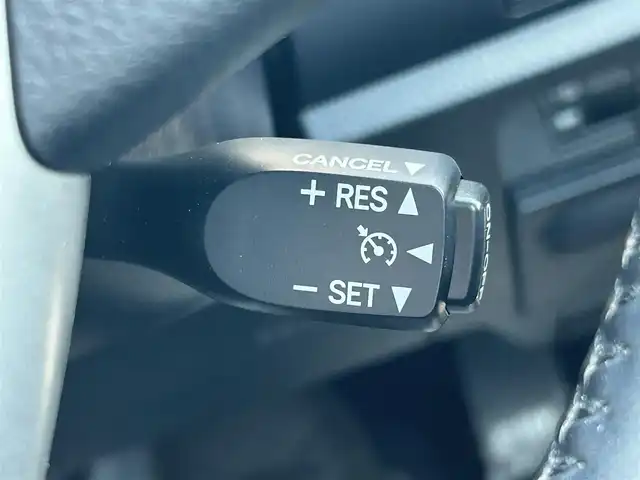 トヨタ ノア Si ダブルバイビーⅡ 和歌山県 2020(令2)年 4.3万km ホワイトパールクリスタルシャイン 社外ナビ/フルセグTV/バックカメラ/（BT/CD/DVD)/プリクラッシュセーフティー/クルーズコントロール/クリアランスソナー/レーンディパーチャーアラート/両側パワースライドドア/ビルトインETC/前後ドライブレコーダー/アイドリングストップ/シートバックテーブル/リアサンシェード/LEDヘッドライト/フォグランプ/オートライト/オートマチックハイビーム