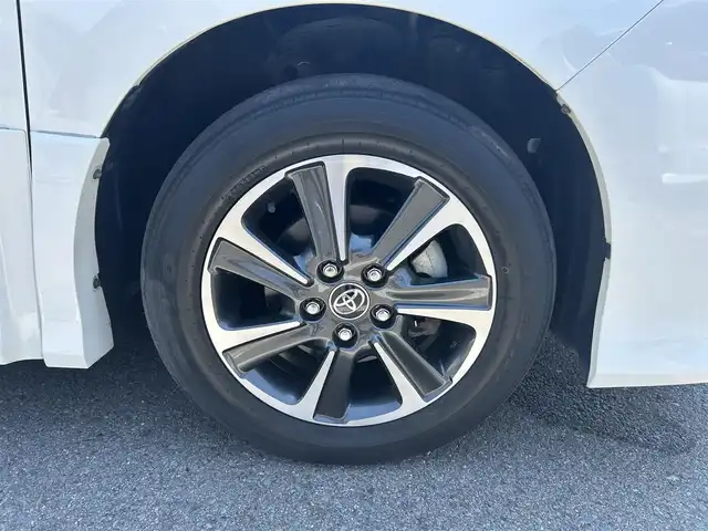 トヨタ ノア Si ダブルバイビーⅡ 和歌山県 2020(令2)年 4.3万km ホワイトパールクリスタルシャイン 社外ナビ/フルセグTV/バックカメラ/（BT/CD/DVD)/プリクラッシュセーフティー/クルーズコントロール/クリアランスソナー/レーンディパーチャーアラート/両側パワースライドドア/ビルトインETC/前後ドライブレコーダー/アイドリングストップ/シートバックテーブル/リアサンシェード/LEDヘッドライト/フォグランプ/オートライト/オートマチックハイビーム