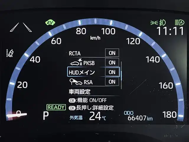 トヨタ ヤリスクロス ハイブリッド Z 道央・札幌 2021(令3)年 6.7万km ブラックマイカ/ホワイトパールクリスタルシャイン 2トーン ・4WD/・寒冷地仕様/・純正ナビゲーション/　Bt/USB/Miracast/フルセグ/・全方位カメラ/・ビルトインETC/・レーダークルーズコントロール/・LTA/・PCS/・BSM/・RCTA/・PKSB/・RSA/・カラーHUD/・LEDヘッドライト/・オートライト/・横滑り防止装置/・パーキングサポートブレーキ/・ヒルディセントコントロール/・ハーフレザーシート/・シートヒーター（D/N）/・パワーシート（D）/・ステアリングヒーター/・オートブレーキホールド/・パワーバックドア/・スマートキー/・プッシュスタート/・純正17インチAW/・社外前後ドラレコ（TZ-D205W）/・黒レザー調シートカバー/・保証書、取説（有）/・スペアキーｘ１