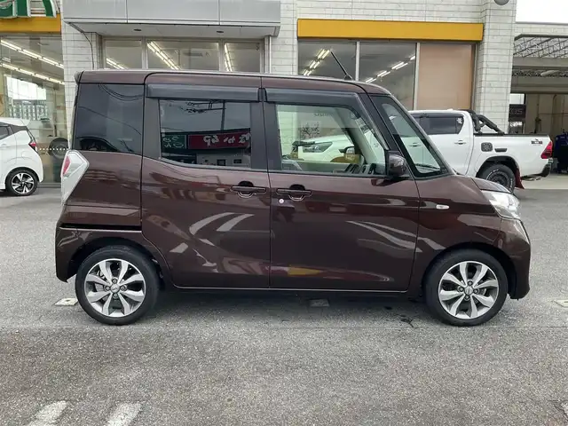 日産 デイズ ルークス X 滋賀県 2016(平28)年 13.3万km モカブラウンP エマージェンシーブレーキ/踏み間違い衝突防止アシスト/純正7インチナビ/Bluetooth、DVD、CD、フルセグテレビ/アラウンドビューモニター/片側パワースライドドア/タッチパネル式オートエアコン/シートバックテーブル（助手席側）/後部席サンシェード/プッシュスタート/取扱説明書/保証書
