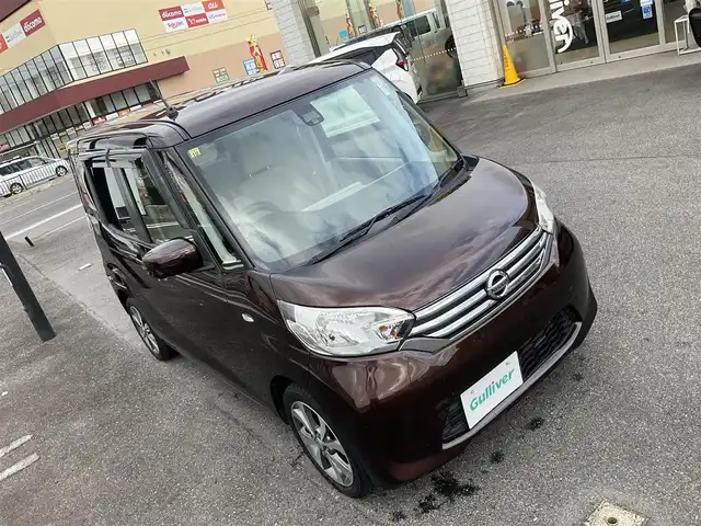 日産 デイズ ルークス X 滋賀県 2016(平28)年 13.3万km モカブラウンP エマージェンシーブレーキ/踏み間違い衝突防止アシスト/純正7インチナビ/Bluetooth、DVD、CD、フルセグテレビ/アラウンドビューモニター/片側パワースライドドア/タッチパネル式オートエアコン/シートバックテーブル（助手席側）/後部席サンシェード/プッシュスタート/取扱説明書/保証書