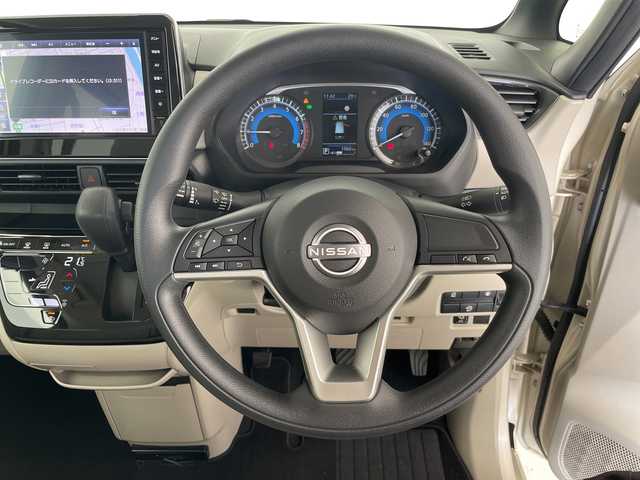 日産 ルークス X 愛知県 2024(令6)年 0.2万km ベージュⅡ 純正9型ナビ/全方位カメラ/片側パワースライド/バックカメラ/ハンズフリースライドドア/コーナーセンサー/LEDヘッドライト/オートマチックハイビーム/ドライブレコーダー/ETC/衝突軽減システム/フルセグ/ステアリングスイッチ/スマートキー/プッシュスタート