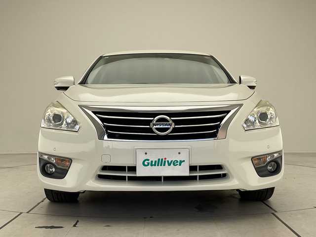 日産 ティアナ XV 愛知県 2015(平27)年 12.2万km ブリリアントホワイトパール 純正ナビ/全方位カメラ/クルーズコントロール/シートヒーター/エアシート/フルセグ/CD DVD/Bluetooth/パワーシート/コーナーセンサー/純正アルミホイール/LEDヘッドライト/ステアリングスイッチ/スマートキー/プッシュスタート