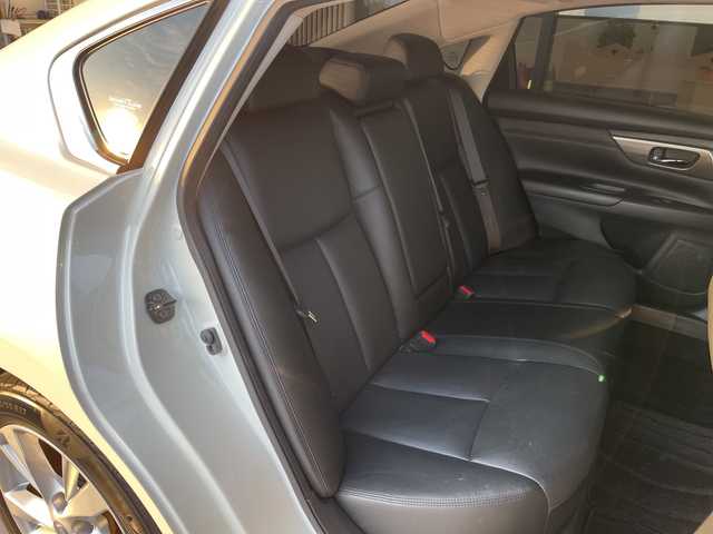 日産 ティアナ XV 愛知県 2015(平27)年 12.2万km ブリリアントホワイトパール 純正ナビ/全方位カメラ/クルーズコントロール/シートヒーター/エアシート/フルセグ/CD DVD/Bluetooth/パワーシート/コーナーセンサー/純正アルミホイール/LEDヘッドライト/ステアリングスイッチ/スマートキー/プッシュスタート