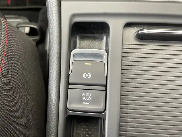 フォルクスワーゲン ゴルフ ＧＴＩ 栃木県 2014(平26)年 7.2万km グレー 純正ナビ/(CD/DVD/フルセグTV/Bluetooth/SD/AUX/USB)/衝突軽減ブレーキ/前後コーナーセンサー/ビルトインETC/禁煙車/オートライト/HIDヘッドライト/パドルシフト/スマートキー/プッシュスタート/アイドリングストップ/ステアリングスイッチ/革巻きステアリング/ウィンカーミラー/電動格納ミラー/純正18インチアルミホイール/純正フロアマット