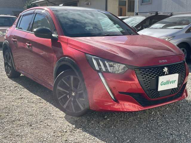 プジョー プジョー ２０８ GT 福岡県 2021(令3)年 4.7万km 赤 ディスプレイオーディオ/Bluetooth/MirrorLink/AndroidAuto/AppleCarplay/AM/FM/USB/iPod/ドライブモード/ハンズフリー/シートヒーター（D/N)/電動格納ミラー/プッシュスタート/レーンキープアシスト/オートライト/パドルシフト/ETC/ドライブレコーダー/パーキングセンサー/アイドリングストップ/インテリジェントハイビーム