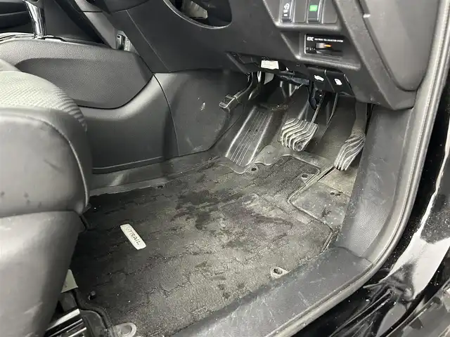 日産 エクストレイル 20Xtt エマージェンシーブレーキ 道央・札幌 2017(平29)年 5.9万km ダイヤモンドブラック ・４WD/・エマージェンシーブレーキ/・レーンキープアシスト/・ブラインドスポットモニター/・コーナーセンサー/・クルーズコントロール/・メーカーナビ/・フルセグ/BT/CD/DVD/・アラウンドビューモニター/・パワーバックドア/・ビルトインETC/・アイドリングストップ/・シートヒーター/・ステアリングスイッチ/・プッシュスタート/・スマートキー/・横滑り防止装置/・LEDヘッドライト/・電格ミラー