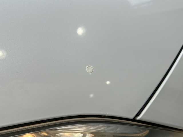 トヨタ プリウス S　LEDエディション 静岡県 2011(平23)年 13.2万km ホワイトパールクリスタルシャイン 純正HDDナビ/・CD/・DVD/・ワンセグＴＶ/・Bluetooth/・AUX/・AM/・FM/主要装備/・バックカメラ/・レーダー探知機/・ETC/・ドラレコ前後/・ステリモ/・スマートキー/・プッシュスタート/・LEDヘッドライト/・オートライト/・純正フロアマット/・カーテンエアバック/・オートエアコン