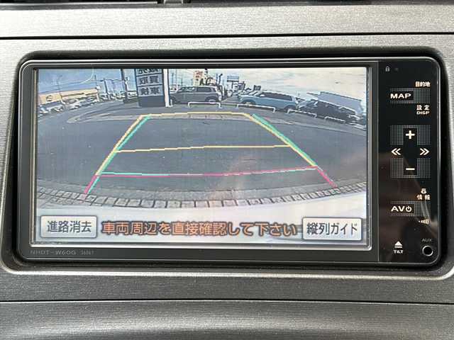 トヨタ プリウス S　LEDエディション 静岡県 2011(平23)年 13.2万km ホワイトパールクリスタルシャイン 純正HDDナビ/・CD/・DVD/・ワンセグＴＶ/・Bluetooth/・AUX/・AM/・FM/主要装備/・バックカメラ/・レーダー探知機/・ETC/・ドラレコ前後/・ステリモ/・スマートキー/・プッシュスタート/・LEDヘッドライト/・オートライト/・純正フロアマット/・カーテンエアバック/・オートエアコン