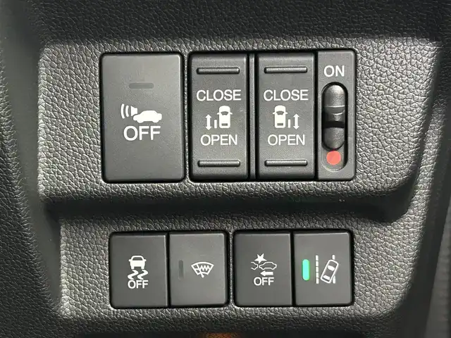 ホンダ フリード ハイブリット EX 千葉県 2016(平28)年 7.7万km ホワイトオーキッドパール 禁煙　/両側電動スライドドア　/シートヒーター　/ＬＥＤヘッドライト/ホンダセンシング/レーダークルーズコントロール　/社外７型ナビ（MDV-D403）/Ｃパッケージ　/Ｓパッケージ　/コンフォートビューパッケージ　/ビルトインＥＴＣ/ワンセグＴＶ　/バックカメラ/カーテンエアバック/リアサンシェード/電動格納サイドミラー/2列目キャプテンシート/アイドリングストップ/ウィンカーミラー/プッシュスタート