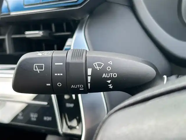 トヨタ ハリアー ハイブリッド Z 和歌山県 2024(令6)年 2.9万km プラチナホワイトパールマイカ 純正12.3インチナビ/JBLサウンド/全方位カメラ/フルセグTV/衝突軽減ブレーキ/ブラインドスポットモニター/前後コーナーセンサー/レーダークルコン/オートライト/モデリスタエアロ/デジタルインナーミラー/ヘッドアップディスプレイ/ドラレコ/ビルトインETC2.0/置くだけ充電器/パワーシート/電動リアゲート