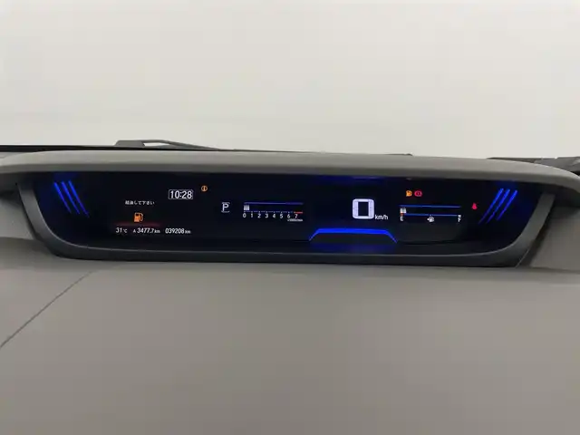 ホンダ フリード G ホンダセンシング 埼玉県 2018(平30)年 4万km コバルトブルーパール ●純正ナビ/(フルセグ/CD/DVD/Bluetooth)/(VXM-185VFi)/●レーダークルーズコントロール/●衝突被害軽減システム/●レーンキープアシスト/●バックカメラ/●フリップダウンモニター/●前方ドライブレコーダー/●ステアリングスイッチ/●ETC/●電動格納ウィンカーミラー/●レベライザー/●プッシュスタート/●スマートキー/●シートカバー/●社外アルミホイール/(SPORTVENAD)/●サマータイヤ4本付/●W＋SRS＋ABS/●保証書/●取扱説明書