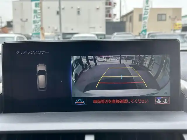 レクサス ＮＸ 300h バージョンL 兵庫県 2019(令1)年 4万km ソニッククォーツ 純正ナビ/(CD/DVD/BT/USB/AUX)/フルセグTV/バック・サイドカメラ/ETC2.0/衝突軽減ブレーキ/レーダークルーズコントロール/前後コーナーセンサー/ブラインドスポットモニター/前方ドライブレコーダー/パドルシフト/レザーシート/前席シートヒーター/前席エアーシート/前席パワーシート/パワーシートメモリ機能3/ステアリングヒーター/LEDヘッドライト/オートライト/オートハイビーム/フォルランプ/電動リアゲート/電動パーキングブレーキ/オートホールド/防眩ミラー/ステアリングリモコン/革巻きステアリング/スマートキー/社外フロアマット/純正アルミ18インチ