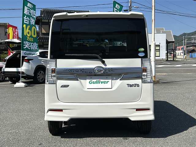ダイハツ タント カスタム X トップED SA 山口県 2014(平26)年 13.1万km パールホワイトⅢ 社外ナビ/DVD/CD/BT/USB/フルセグTV/バックカメラ/左後ろパワースライドドア/純正HIDヘッドライト/純正フォグランプ/オートライト/純正１４インチアルミホイール/ステアリングスイッチ/黒革調シートカバー/衝突被害軽減ブレーキ/横滑り防止/アイドリングストップ/スマートキー/フロアマット/ドアバイザー/ETC/電動格納ウインカードアミラー