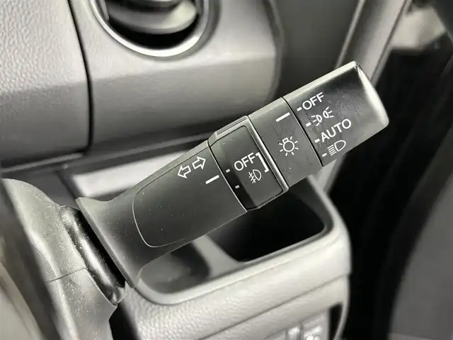 ホンダ Ｎ ＢＯＸ カスタム G L ターボ ホンダセンシング 埼玉県 2018(平30)年 5万km クリスタルブラックパール 純正9インチナビ　VXU-185NBi/バックカメラ/前方ドライブレコーダー/ETC/Honda SENSING/・衝突軽減ブレーキ/・誤発進抑制機能/・路外逸脱抑制機能/・アダプティブ・クルーズ・コントロール/・オートハイビーム/・先行車発進お知らせ機能/・標識認識機能/パドルシフト/両側パワースライドドア/プッシュスタート/ステアリングリモコン/ロールサンシェード/ウィンカーミラー/フロントフォグランプ/純正フロアマット/純正ドアバイザー/純正15インチアルミホイール