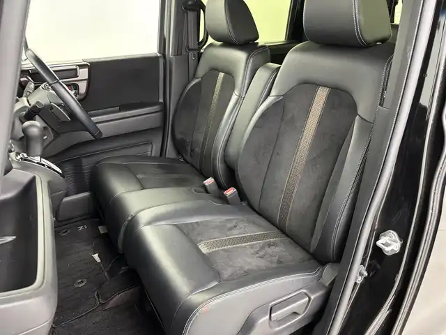 ホンダ Ｎ ＢＯＸ カスタム G L ターボ ホンダセンシング 埼玉県 2018(平30)年 5万km クリスタルブラックパール 純正9インチナビ　VXU-185NBi/バックカメラ/前方ドライブレコーダー/ETC/Honda SENSING/・衝突軽減ブレーキ/・誤発進抑制機能/・路外逸脱抑制機能/・アダプティブ・クルーズ・コントロール/・オートハイビーム/・先行車発進お知らせ機能/・標識認識機能/パドルシフト/両側パワースライドドア/プッシュスタート/ステアリングリモコン/ロールサンシェード/ウィンカーミラー/フロントフォグランプ/純正フロアマット/純正ドアバイザー/純正15インチアルミホイール