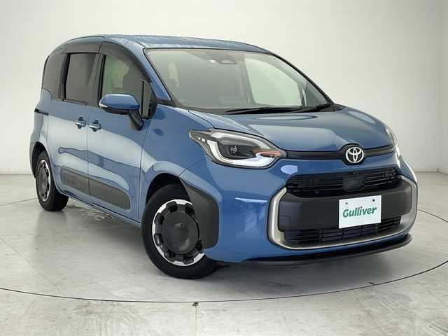トヨタ シエンタ Z 千葉県 2022(令4)年 1.8万km グレイッシュブルー トヨタセーフティセンス/衝突被害軽減システム/レーンキープアシスト/コーナーセンサー（前後）/純正ディスプレイオーディオ/（ナビ/Bluetooth/フルセグTV/USB入力端子）/車外カメラ（全方）/ビルトインETC2.0/シートヒーター（D/N席）/レーダークルーズコントロール/パワーステアリング/ステアリングヒーター/パワーウィンドウ/プッシュボタン/MTモード付AT/純正ドアバイザー/サンシェード/ISOFIX/オートハイビーム/LEDヘッドライト