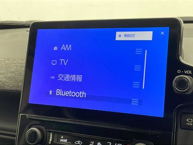 トヨタ シエンタ Z 千葉県 2022(令4)年 1.8万km グレイッシュブルー トヨタセーフティセンス/衝突被害軽減システム/レーンキープアシスト/コーナーセンサー（前後）/純正ディスプレイオーディオ/（ナビ/Bluetooth/フルセグTV/USB入力端子）/車外カメラ（全方）/ビルトインETC2.0/シートヒーター（D/N席）/レーダークルーズコントロール/パワーステアリング/ステアリングヒーター/パワーウィンドウ/プッシュボタン/MTモード付AT/純正ドアバイザー/サンシェード/ISOFIX/オートハイビーム/LEDヘッドライト