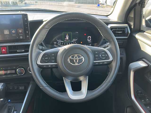 トヨタ ライズ Z 沖縄県 2020(令2)年 2万km シャイニングホワイトパール 純正ディスプレイオーディオ　/（ＡＭ／ＦＭ／／ＢＴ）　/フルセグＴＶ　/全方位モニター　/シートヒーター　/コーナーセンサー　/衝突軽減　/クルーズコントロール　/純正フロアマット　/純正１７ＡＷ　/ＥＴＣ/横滑り防止/スマートキー/オートライト/ベンチシート