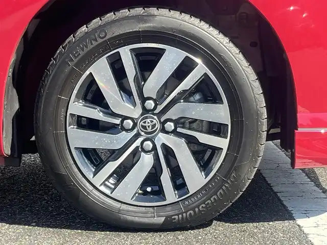 トヨタ ルーミー カスタムG 三重県 2019(令1)年 2.9万km ブラックマイカ/マゼンダベリーメタリック 純正９インチナビ/（Bluetooth/AM/FM/CD/DVD/地デジTV/SD）/ナビレディパッケージ/・バックカメラ/・ステアリングスイッチ（オーディオ）/ドライブレコーダー前後（社外）/ETC/両側パワースライドドア/コンフォートパッケージ/・シートヒーター（運転席/助手席）/・シートバックテーブル（運転席/助手席）/スマートアシスト3（衝突回避支援システム）/・衝突回避支援ブレーキ機能/・衝突警報機能/・車線逸脱警報機能/・誤発進抑制制御機能/・先行車発進お知らせ機能/・オートハイビーム/・コーナーセンサー/LEDヘッドランプ（オートライト）/電動オート格納ドアミラー/シートリフター（運転席）/シートアンダートレイ（助手席）/2トーンカラー/スマートキー/スペアキー